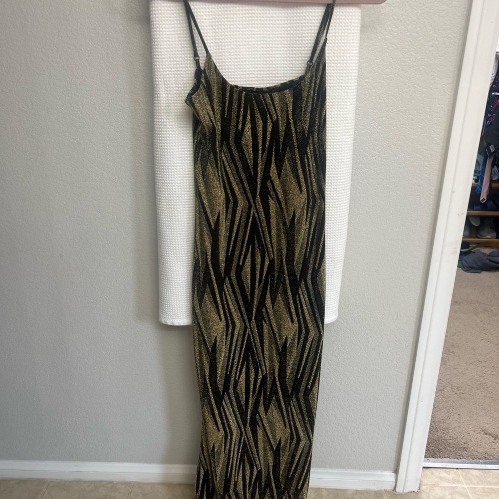 Chic Black and Gold Maxi Dress